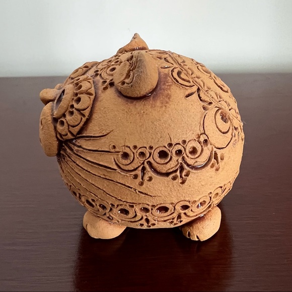 Cat Figurine from Estonia - Picture 2 of 5